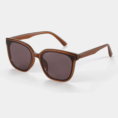 The Importance of UV-Protective Sunglasses at the Beach