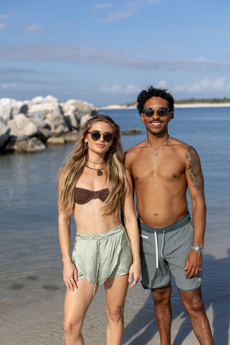 LB - Polarized