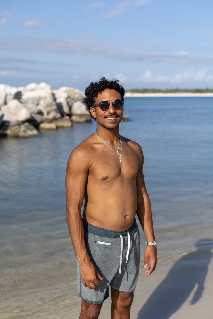 LB - Polarized