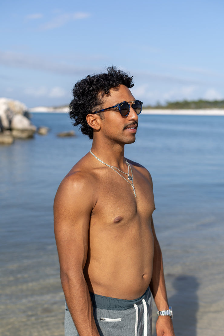 LB - Polarized
